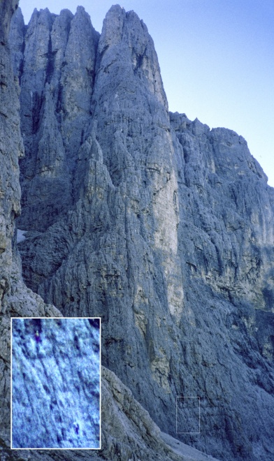 1994: Grand Pilastro a dvojice lezců ve stěně